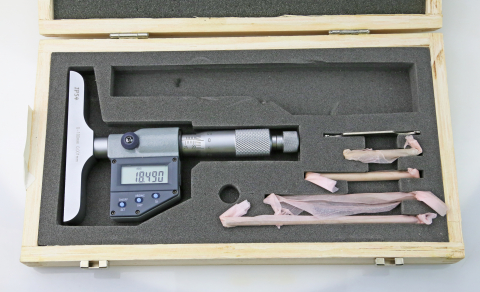 S299: Dig.-Tiefen-Messschraube 0 - 100 mm