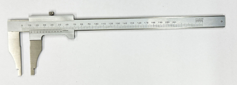S290: Messuhr 10 mm, Ablesung 0,01 mm, mit Toleranzmarken