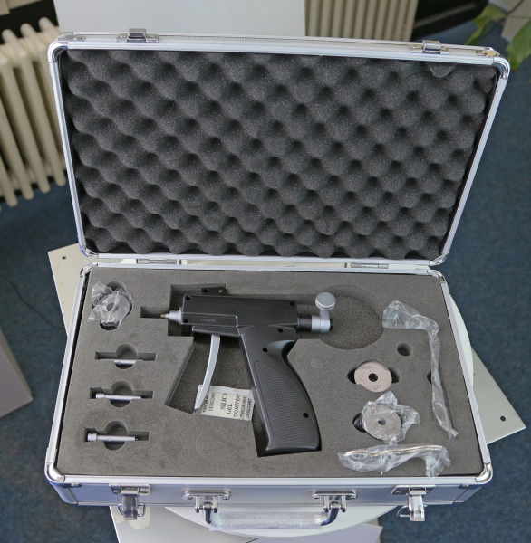 S546: Pistolen-Dreipunkt-Innenmessgerät,  6 - 12 mm